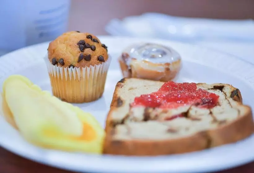 ホテル Days Inn By Wyndham Burlington East