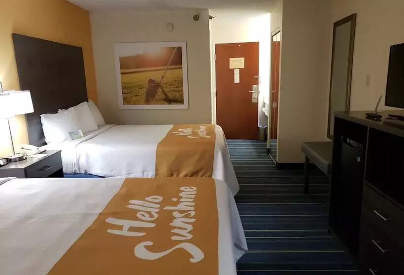 ホテル Days Inn By Wyndham Burlington East