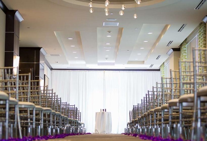 فندق Hilton Garden Inn Raleigh Cary