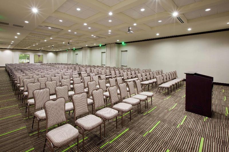 فندق Hilton Garden Inn Raleigh Cary