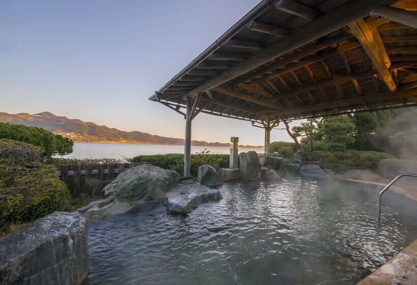 Kamenoi Hotel Nachi Katsuura