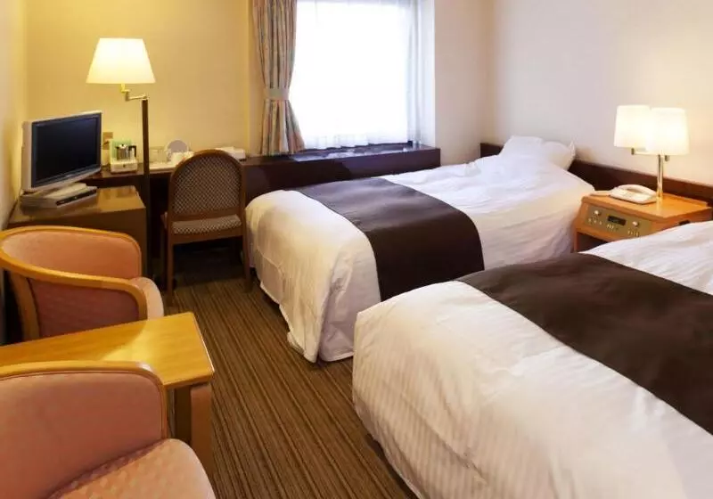 Отель Niigata Toei