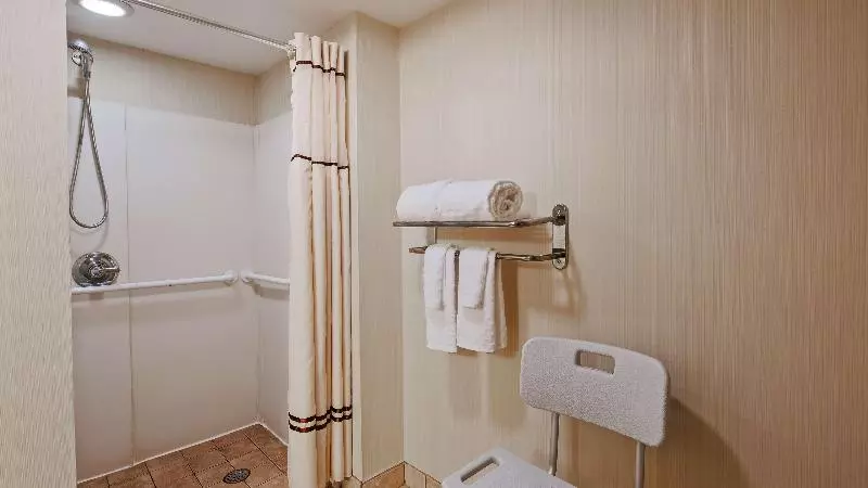 酒店 The Inn At Buffalo Airport