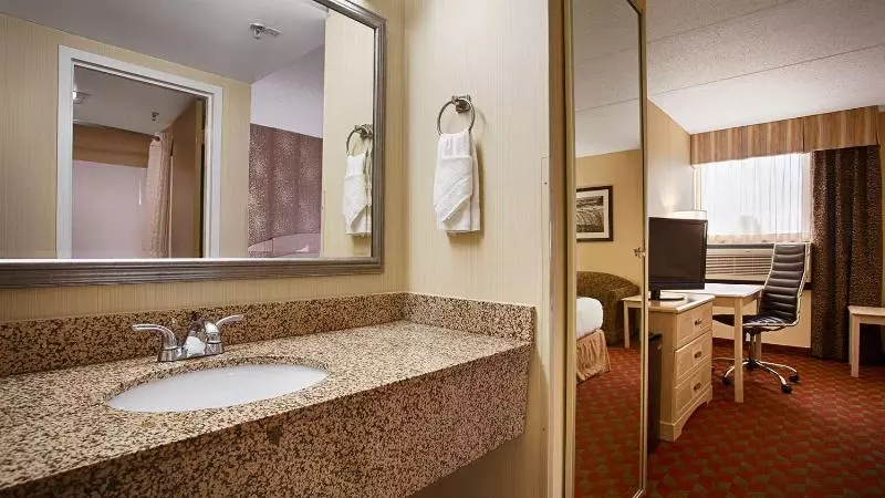 酒店 The Inn At Buffalo Airport