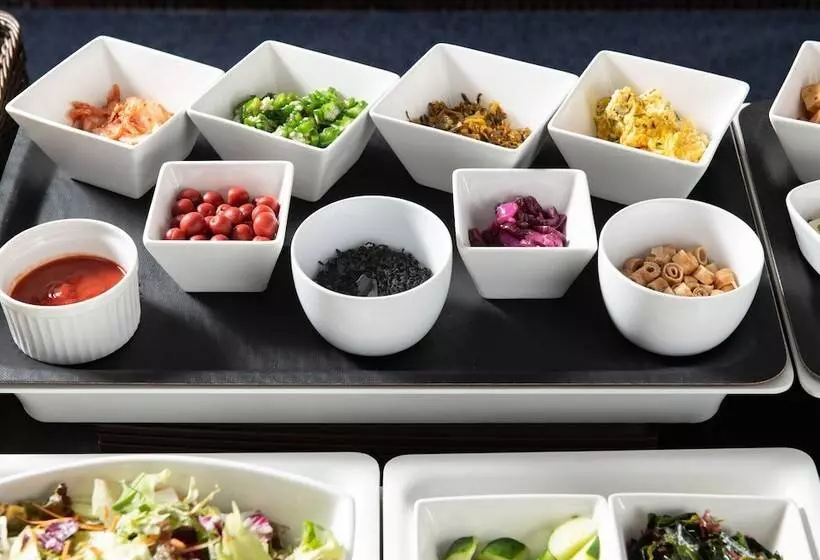 Отель Vista Kumamoto Airport