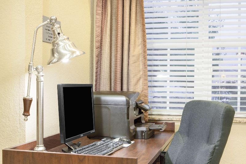 Microtel Inn & Suites By Wyndham Conway