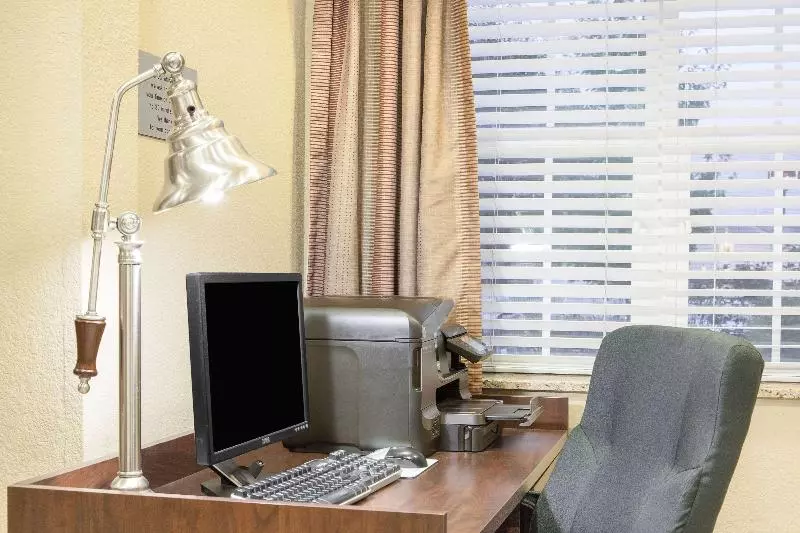 Microtel Inn & Suites By Wyndham Conway