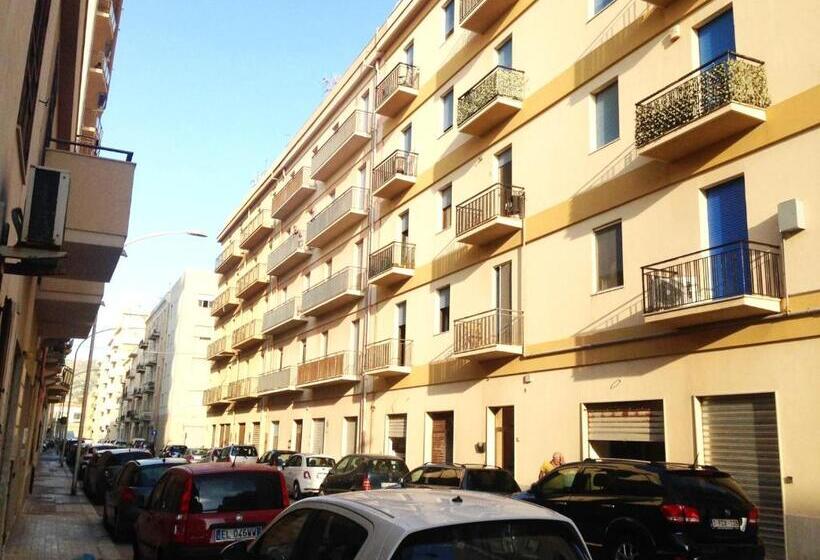 Sunrise Beach Apartment Trapani