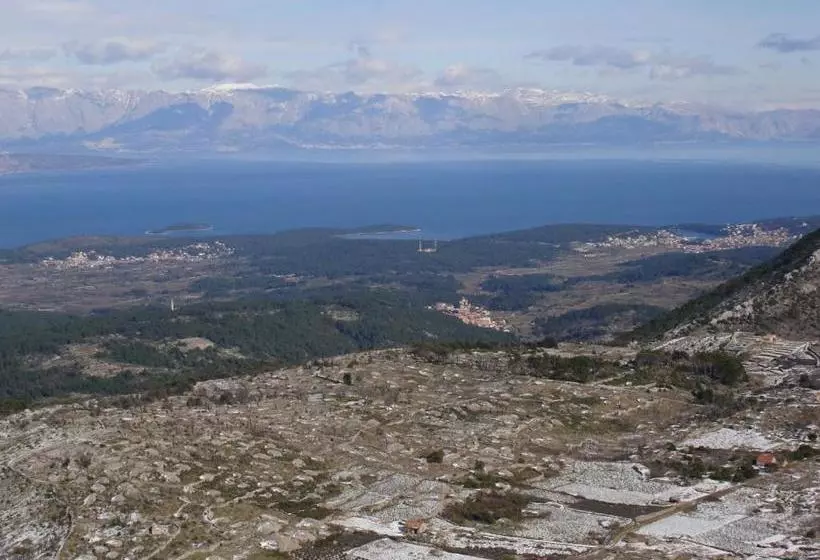 Apartments And Rooms Rogosic