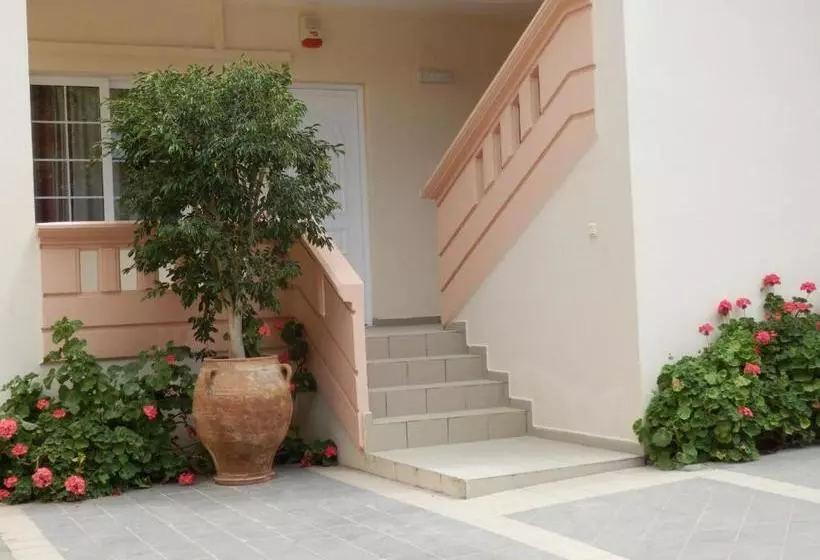 בית מלון כפרי Babis