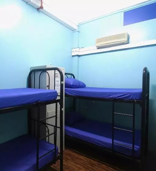 هتل Backpacker Cozy Corner Guesthouse