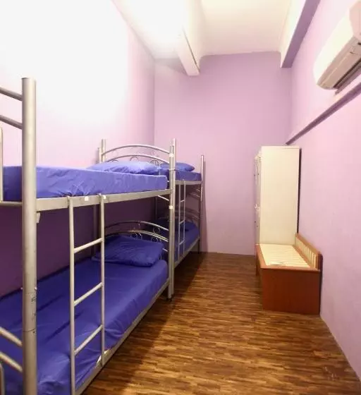 هتل Backpacker Cozy Corner Guesthouse
