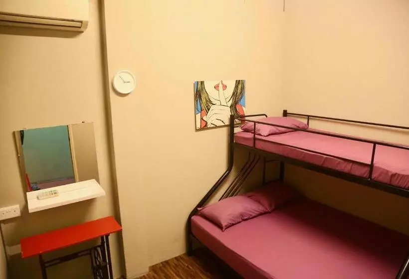 هتل Backpacker Cozy Corner Guesthouse