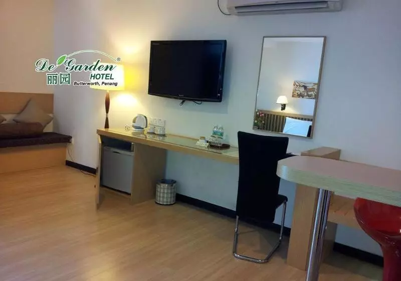 בית מלון כפרי De Garden