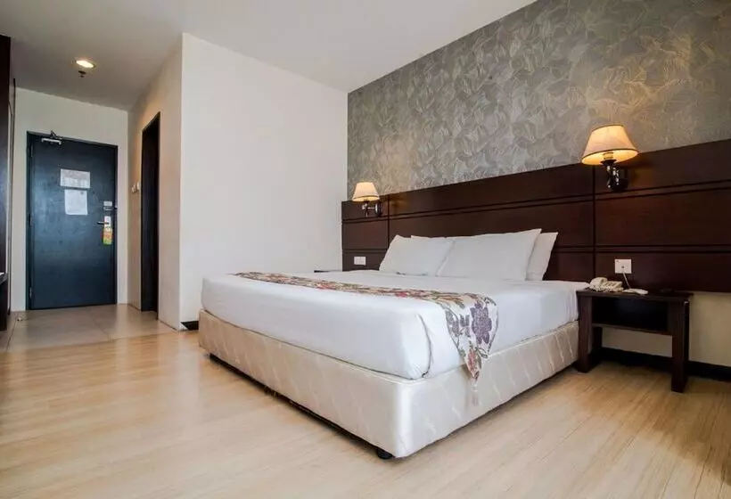 בית מלון כפרי De Garden