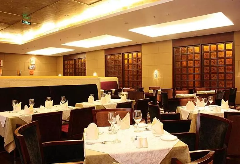 هتل Kingward International