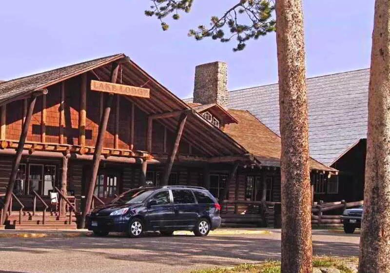 Отель Lake Lodge Cabins