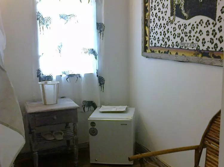 هتل Marine Holiday House