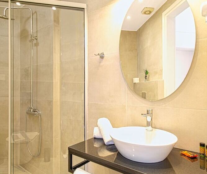 酒店 Oliva Beach Studios & Apartments