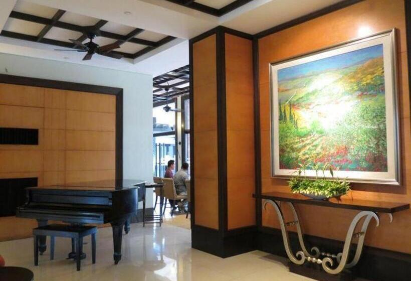 Pontefino Hotel And Residences