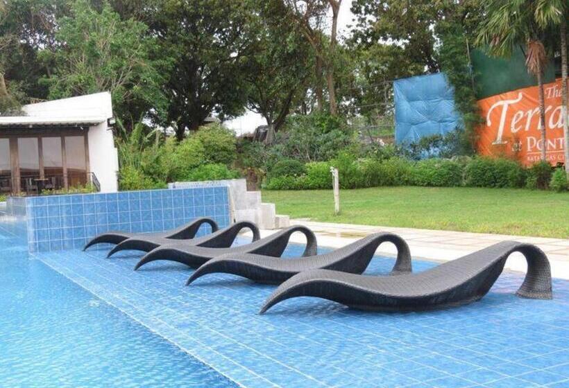 Pontefino Hotel And Residences