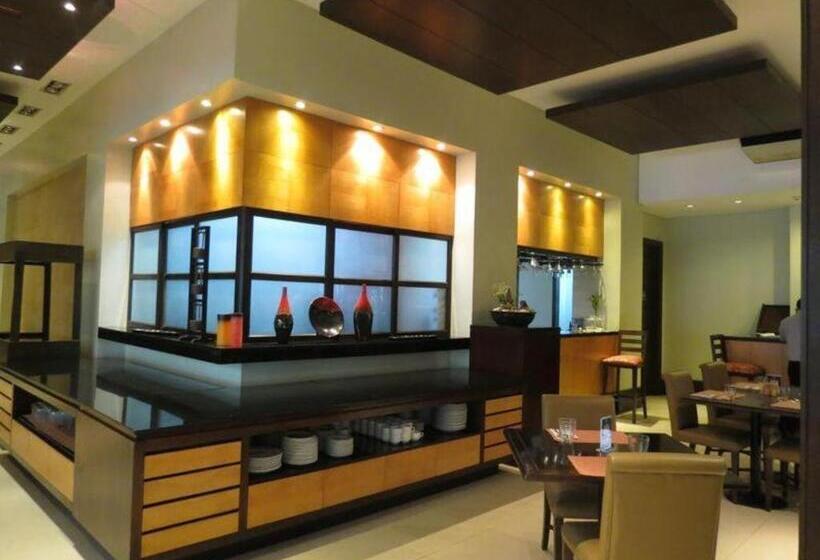 Pontefino Hotel And Residences