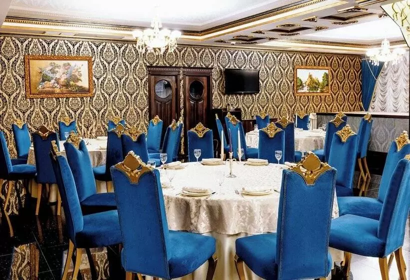 هتل President Resort