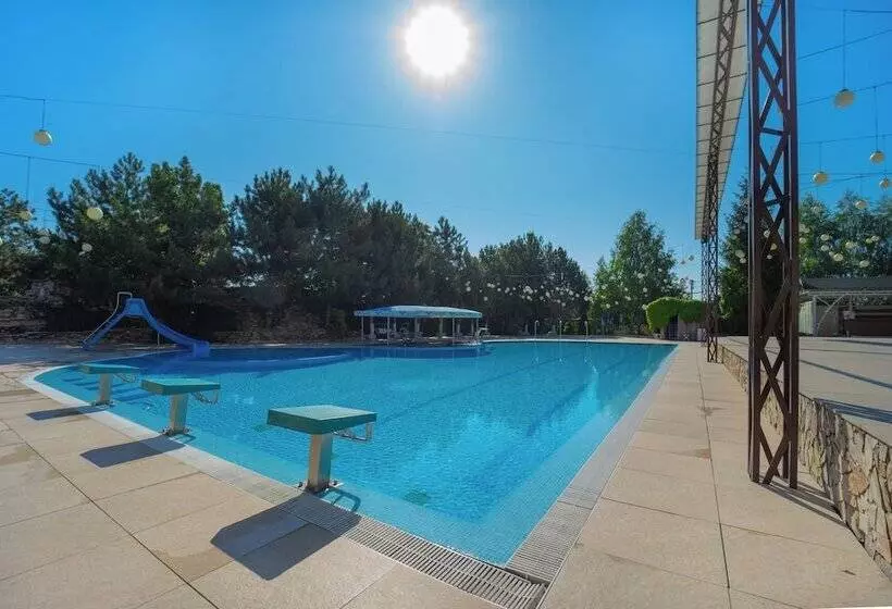 هتل President Resort