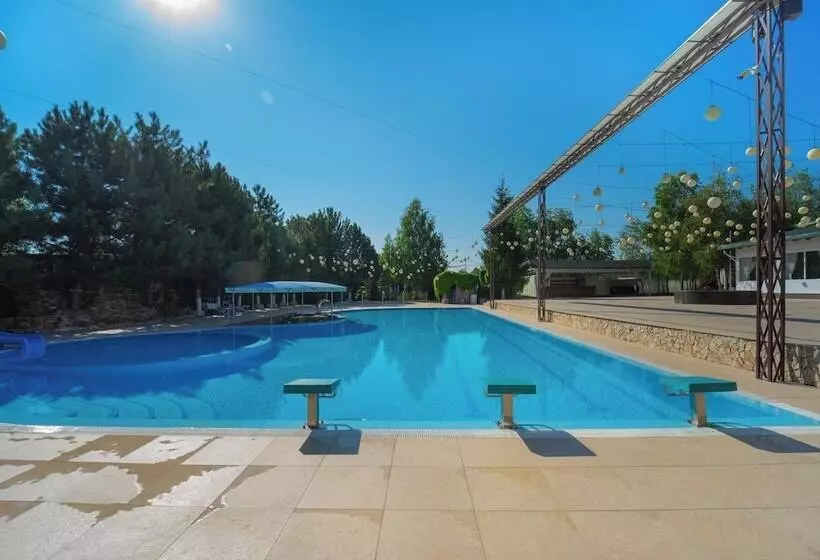 هتل President Resort