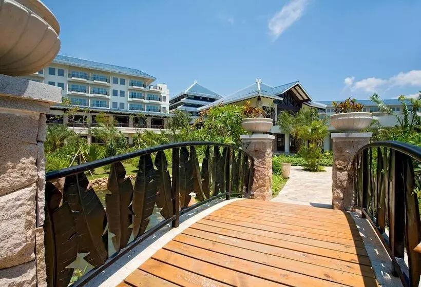 בית מלון כפרי Sheraton Huizhou Beach Resort