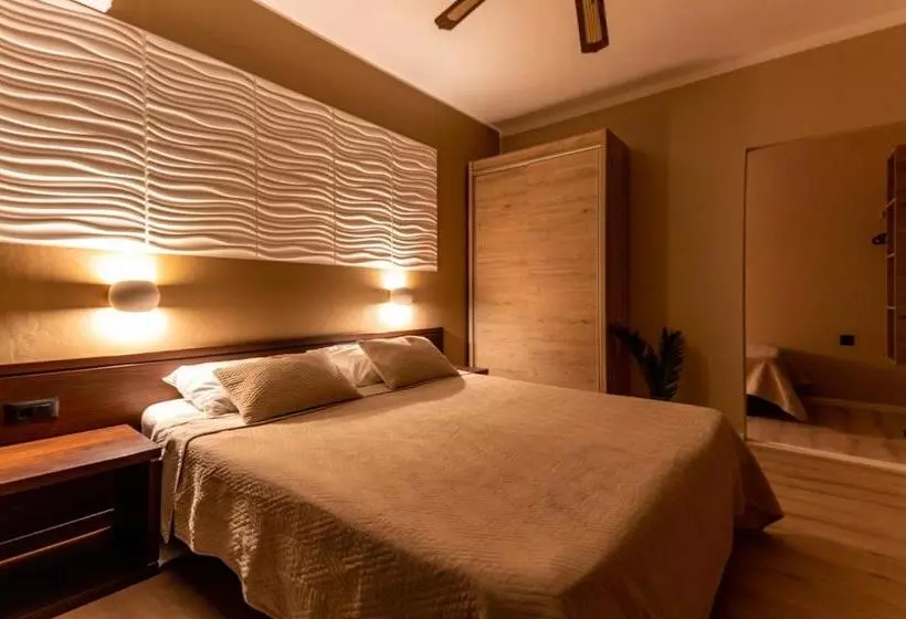 酒店 Villa Maimare