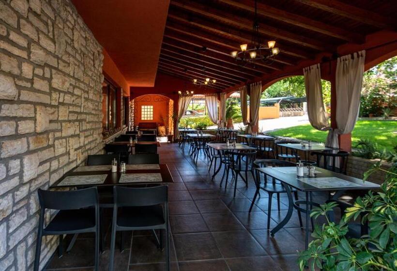 בית מלון כפרי Villa Maimare