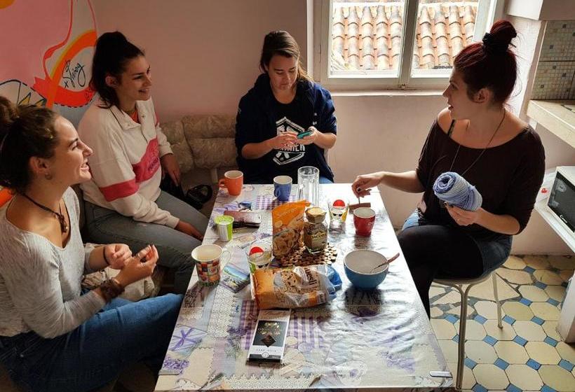 Old Town Hostel Split