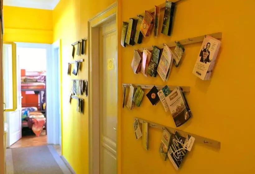 Old Town Hostel Split