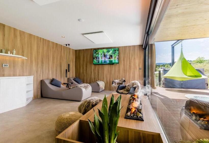 Plitvice Holiday Resort