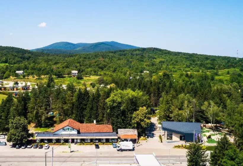 Plitvice Holiday Resort