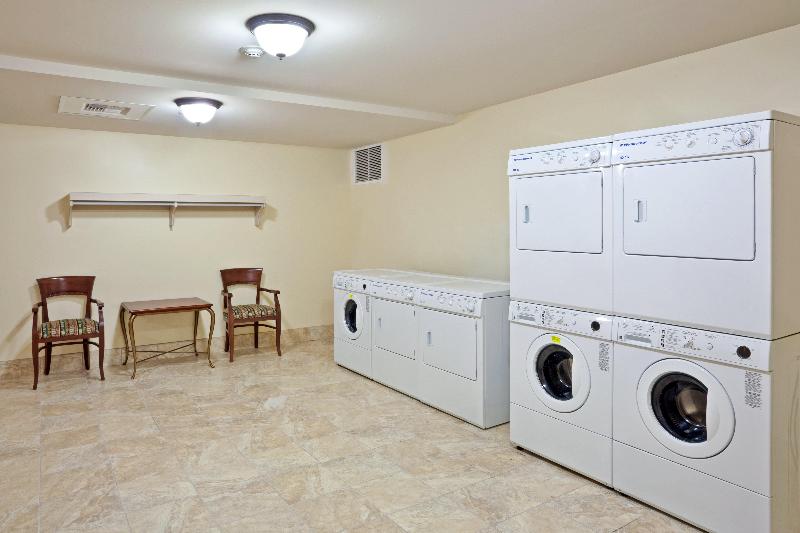 Staybridge Suites Everett   Paine Field, An Ihg