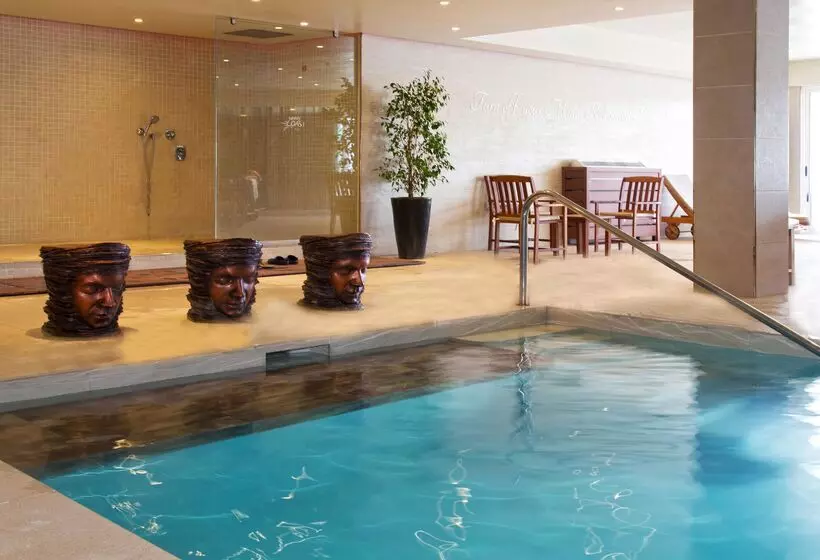 Ax Sunny Coast Resort & Spa