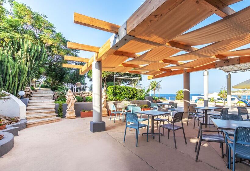 Ax Sunny Coast Resort & Spa