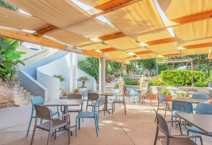 Ax Sunny Coast Resort & Spa