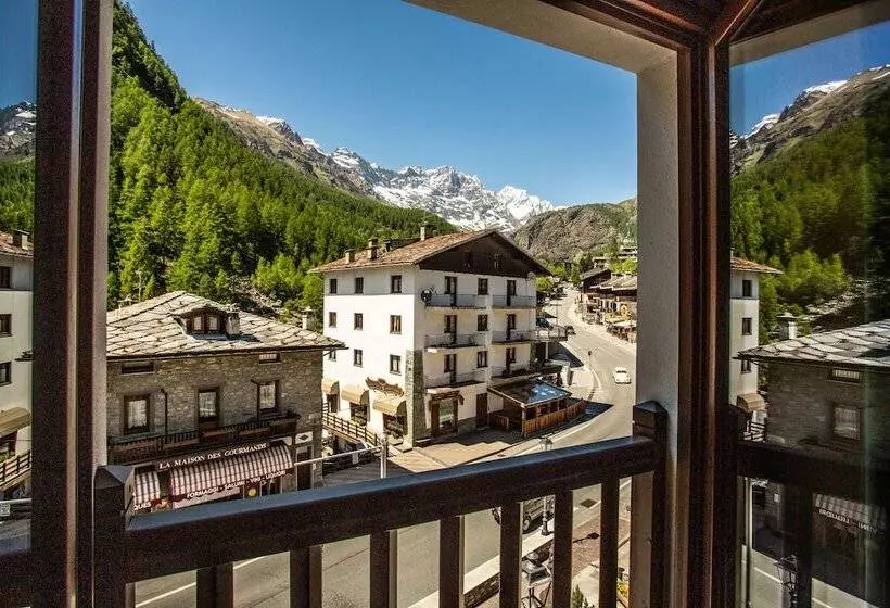 Art Hotel Grandes Murailles