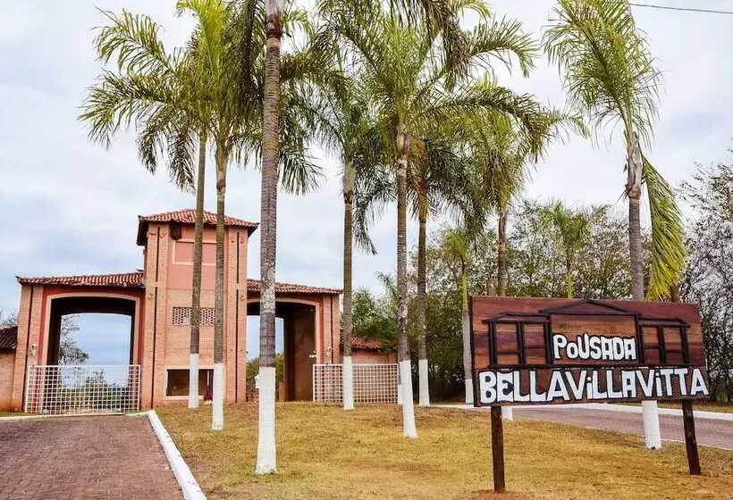 ホテル Bella Villa Vitta