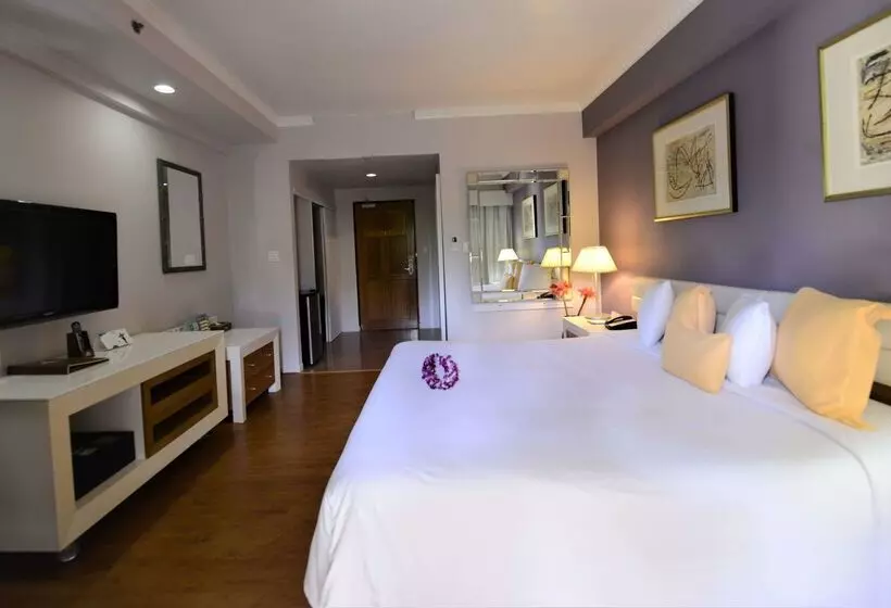 هتل Days Inn Guam Tamuning
