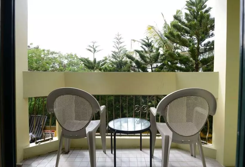 هتل Days Inn Guam Tamuning