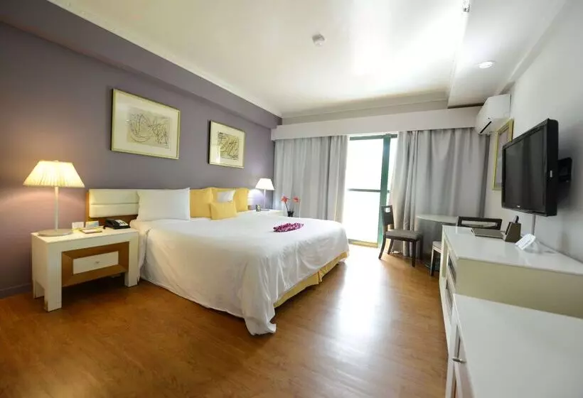 هتل Days Inn Guam Tamuning