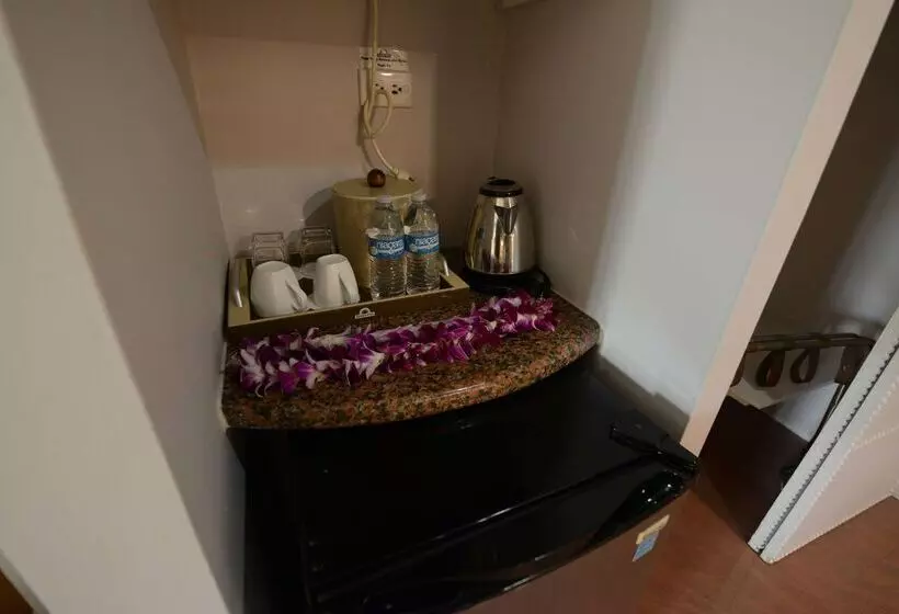 هتل Days Inn Guam Tamuning