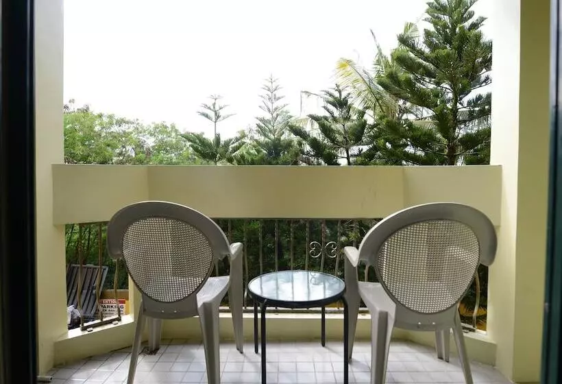 هتل Days Inn Guam Tamuning