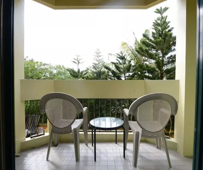 هتل Days Inn Guam Tamuning