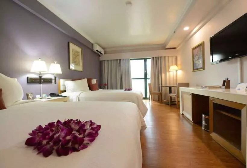 هتل Days Inn Guam Tamuning