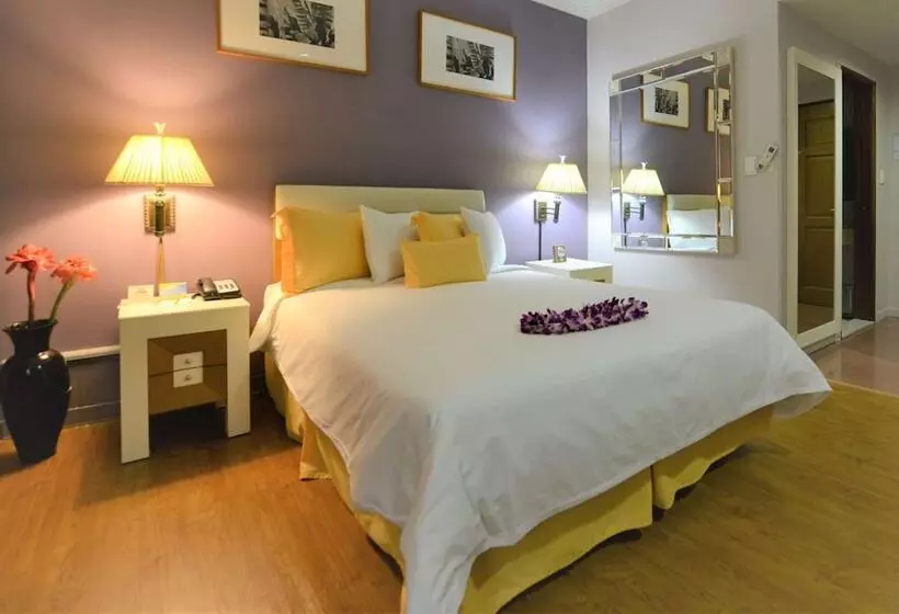 هتل Days Inn Guam Tamuning
